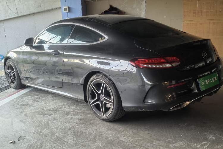 Used Mercedes-Benz C-Class 2020 C 260 Coupe Exterior 5