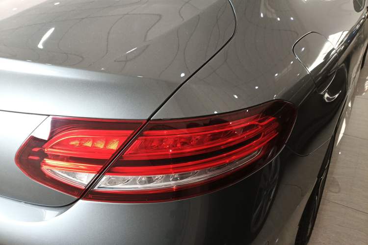 Used Mercedes-Benz C-Class 2020 C 260 Coupe Exterior 6