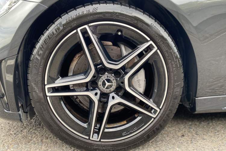 Used Mercedes-Benz C-Class 2020 C 260 Coupe Exterior 6
