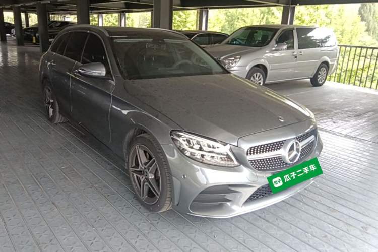 Used Mercedes-Benz C-Class 2020 C 260 4MATIC Estate Front Right 45 Deg