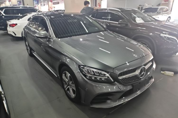 Used Mercedes-Benz C-Class 2020 Restyled C 260 L Sport Edition Front Right 45 Deg