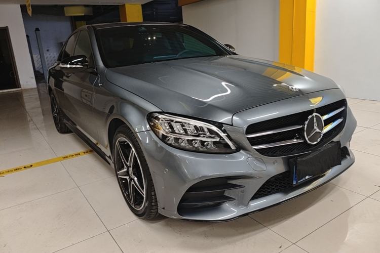 Used Mercedes-Benz C-Class 2020 Restyled C 260 Sport Edition Front Right 45 Deg