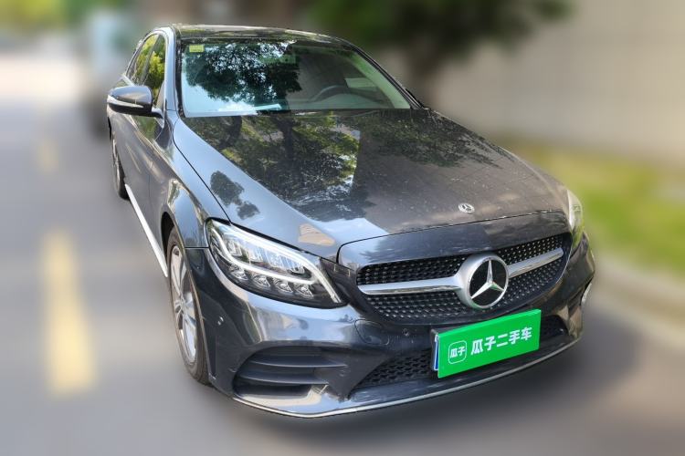 Used Mercedes-Benz C-Class 2020 Updated C 200 L Fashion Edition Front Right 45 Deg