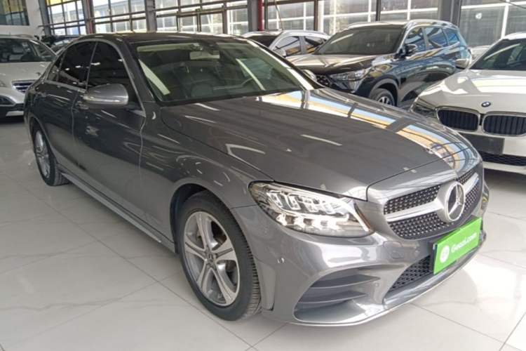 Used Mercedes-Benz C-Class 2020 C 260 L Sport Edition Front Right 45 Deg