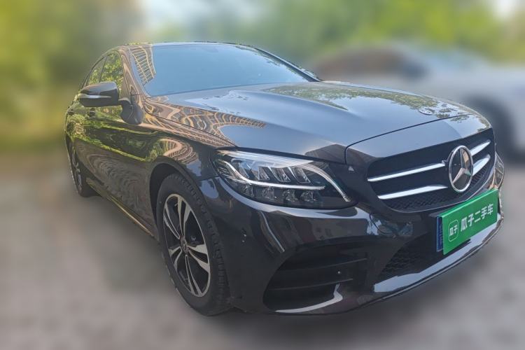 Used Mercedes-Benz C-Class 2020 C 260 Sport Edition Front Right 45 Deg