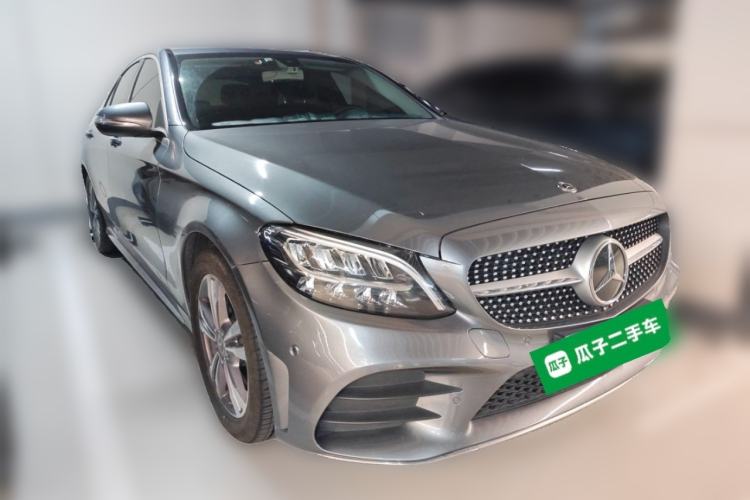 Used Mercedes-Benz C-Class 2020 Updated C 200 L Fashion Edition Front Right 45 Deg