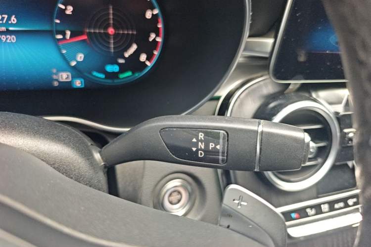 Used Mercedes-Benz C-Class 2020 C 260 L Sport Edition Gear Lever