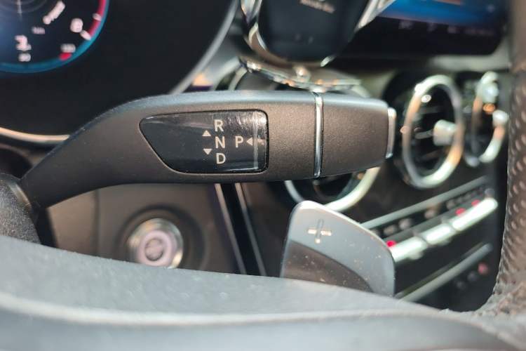 Used Mercedes-Benz C-Class 2020 Restyled C 200 L Fashion Edition Sport Version Gear Lever