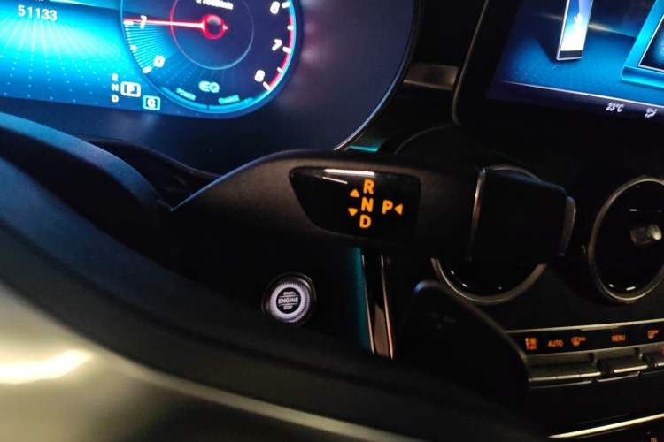 Used Mercedes-Benz C-Class 2020 Restyled C 260 L Sport Edition Gear Lever
