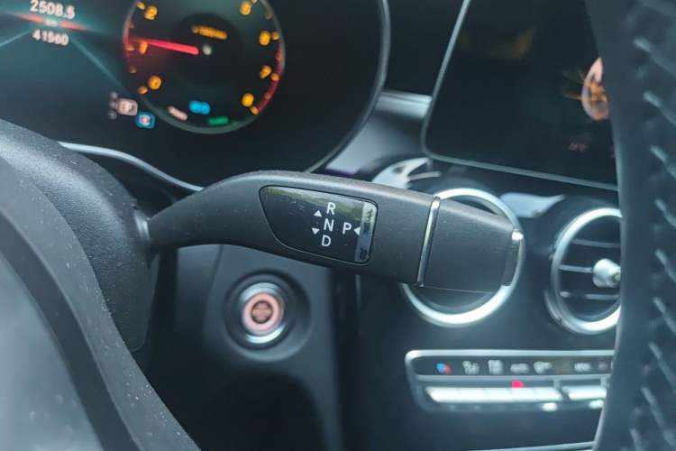 Used Mercedes-Benz C-Class 2020 C 260 Sport Edition Gear Lever