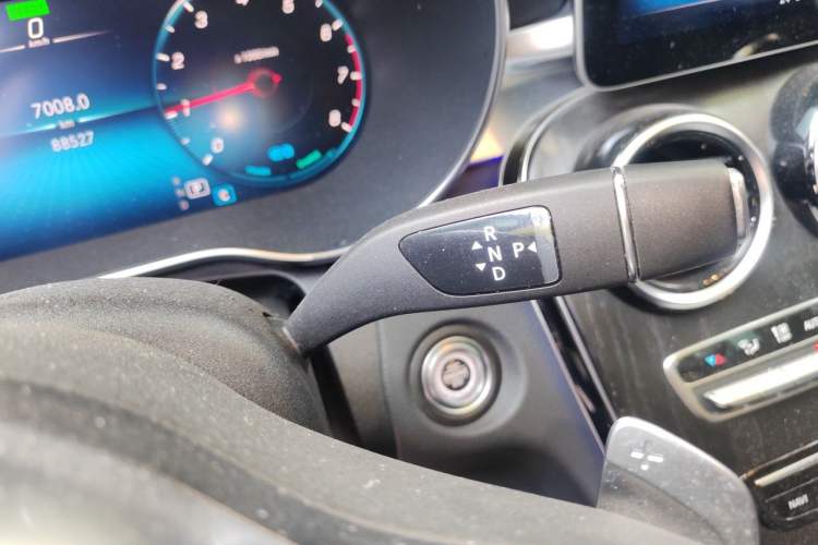 Used Mercedes-Benz C-Class 2020 Restyled C 260 L Sport Edition Gear Lever