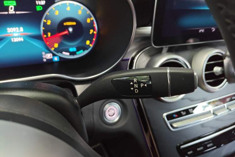 Used Mercedes-Benz C-Class 2020 C 260 Coupe Gear Lever