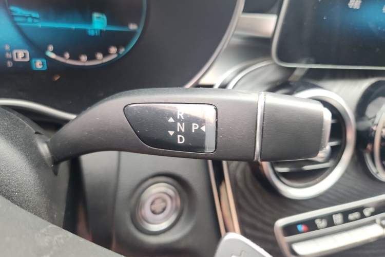 Used Mercedes-Benz C-Class 2020 C 200 L Fashion Edition Sport Version Gear Lever