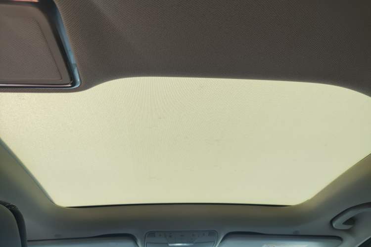Used Mercedes-Benz C-Class 2020 C 260 L Sport Edition Headliner