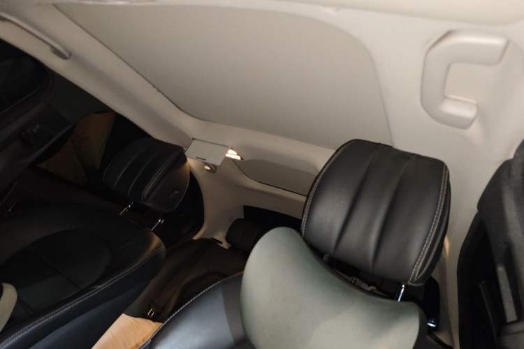 Used Mercedes-Benz C-Class 2020 Restyled C 260 L Sport Edition Headliner