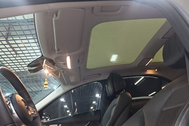 Used Mercedes-Benz C-Class 2020 Restyled C 260 L Sport Edition Headliner