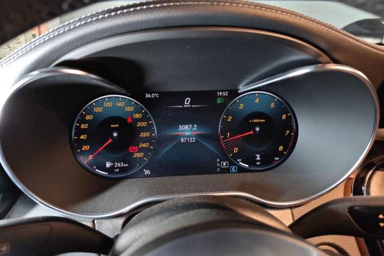 Used Mercedes-Benz C-Class 2020 Updated C 200 L Fashion Edition Instrument Cluster