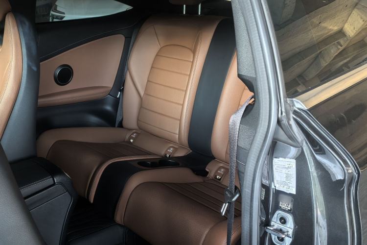 Used Mercedes-Benz C-Class 2020 C 260 Coupe Interior 1