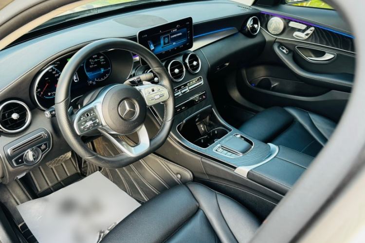 Used Mercedes-Benz C-Class 2020 C 260 L Sport Edition Interior 4
