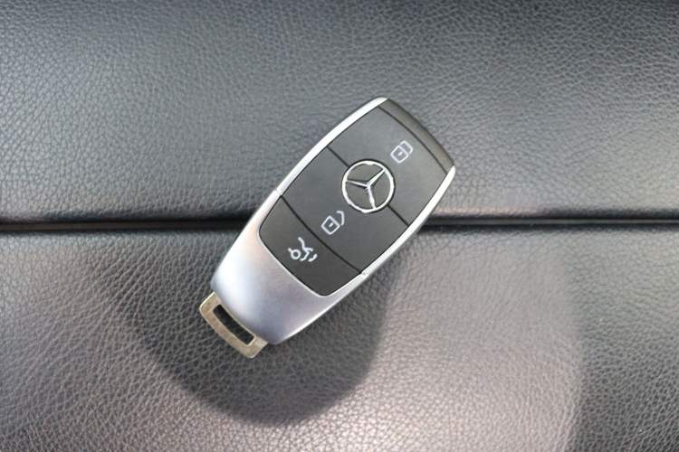 Used Mercedes-Benz C-Class 2020 C 260 L Sport Edition Interior 4