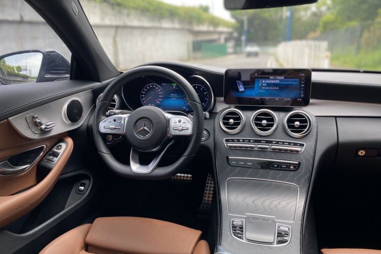 Used Mercedes-Benz C-Class 2020 C 260 Coupe Interior 5