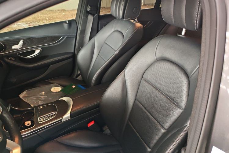 Used Mercedes-Benz C-Class 2020 Updated C 200 L Fashion Edition Left Front Seat