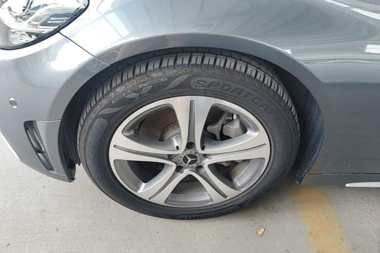 Used Mercedes-Benz C-Class 2020 Restyled C 260 L Sport Edition Left Front Wheel Hub