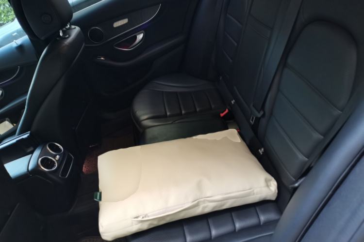 Used Mercedes-Benz C-Class 2020 Updated C 200 L Fashion Edition Left Rear Seat