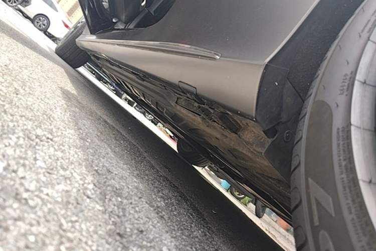 Used Mercedes-Benz C-Class 2020 C 260 Coupe Left Side Sill