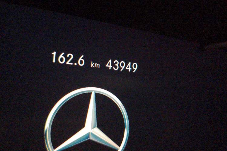 Used Mercedes-Benz C-Class 2020 C 260 L Sport Edition Odometer Close Up