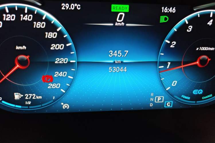 Used Mercedes-Benz C-Class 2020 Restyled C 260 Sport Edition Odometer Close Up