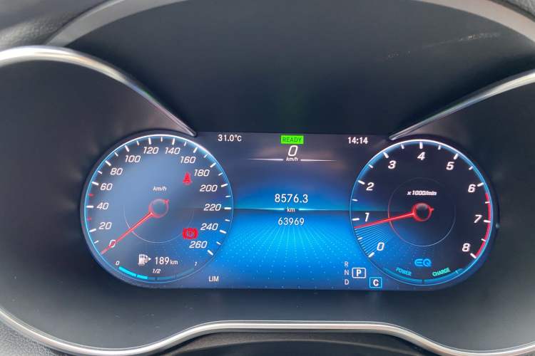 Used Mercedes-Benz C-Class 2020 C 260 Coupe Odometer Close Up