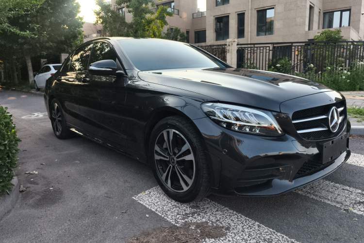 Used Mercedes-Benz C-Class 2020 C 260 Sport Edition Rear Right 45 Deg