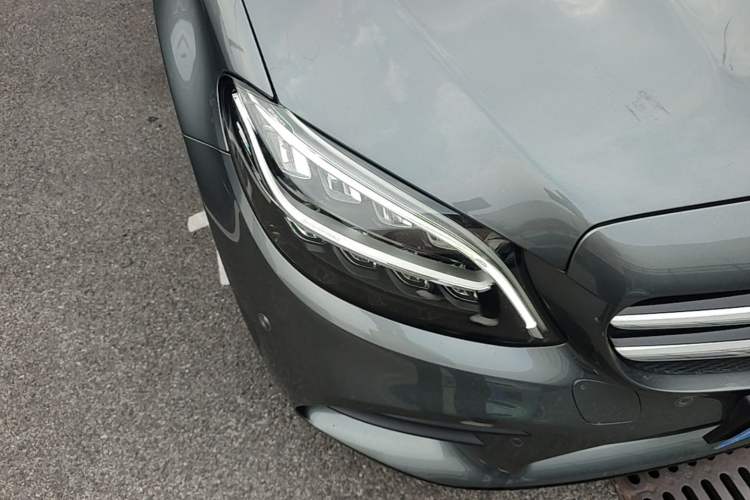 Used Mercedes-Benz C-Class 2020 Restyled C 260 Sport Edition Right Front Headlight