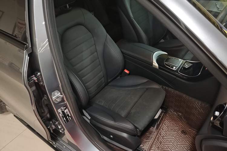 Used Mercedes-Benz C-Class 2020 Restyled C 260 Sport Edition Right Front Seat