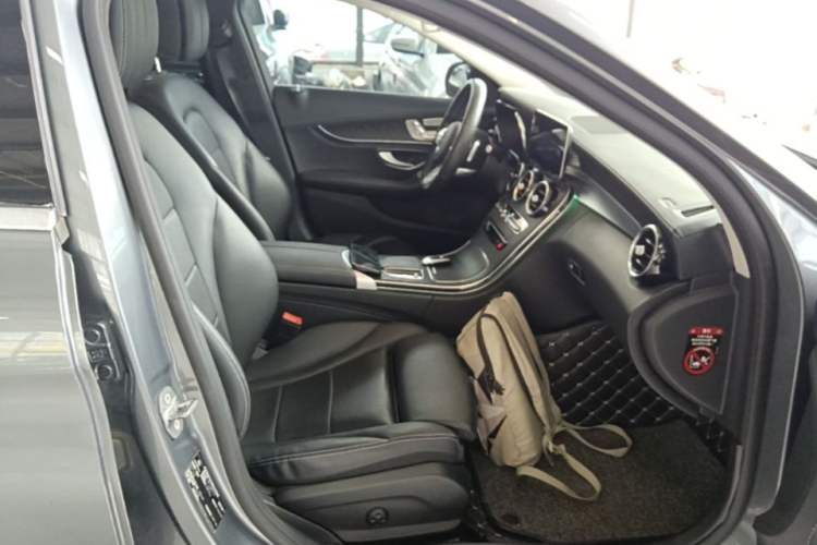 Used Mercedes-Benz C-Class 2020 C 260 L Sport Edition Right Front Seat