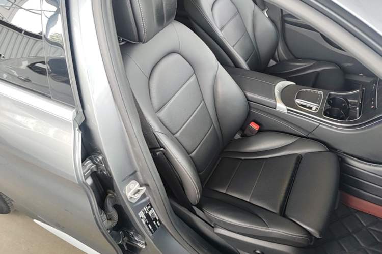 Used Mercedes-Benz C-Class 2020 Restyled C 260 L Sport Edition Right Front Seat