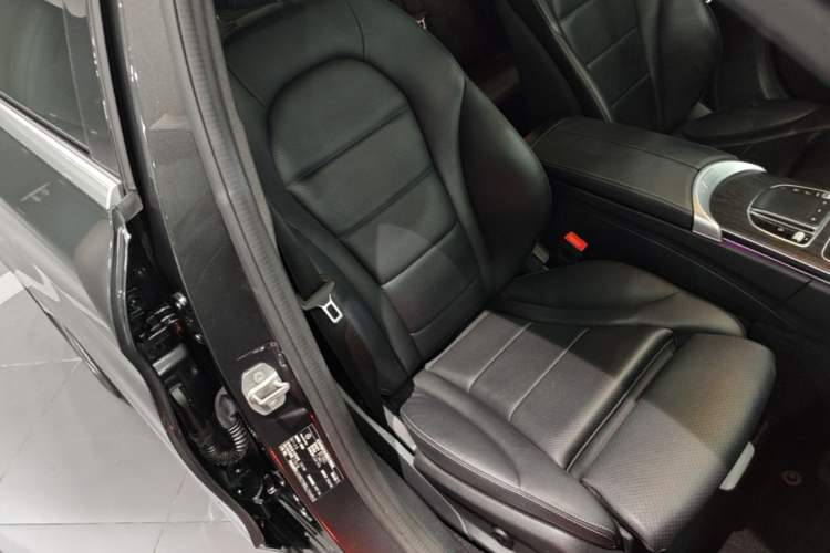 Used Mercedes-Benz C-Class 2020 Restyled C 260 L Sport Edition Right Front Seat