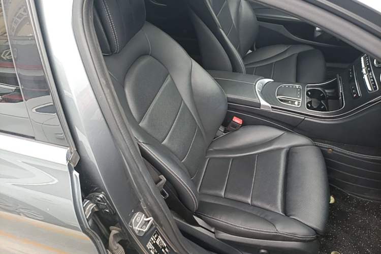 Used Mercedes-Benz C-Class 2020 C 260 L Sport Edition Right Front Seat