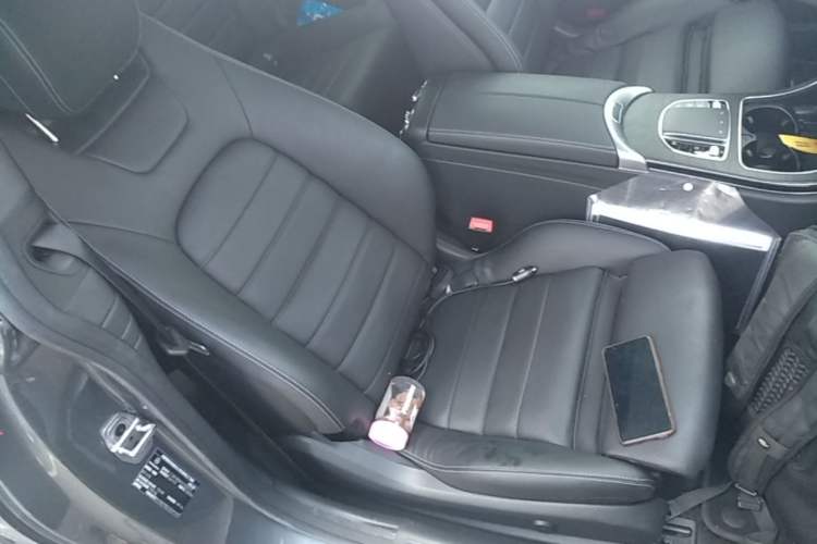 Used Mercedes-Benz C-Class 2020 C 260 Coupe Right Front Seat