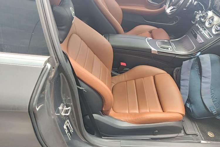 Used Mercedes-Benz C-Class 2020 C 260 Coupe Right Front Seat