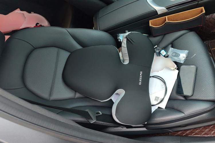 Used Mercedes-Benz C-Class 2020 Restyled C 200 L Fashion Edition Sport Version Right Front Seat