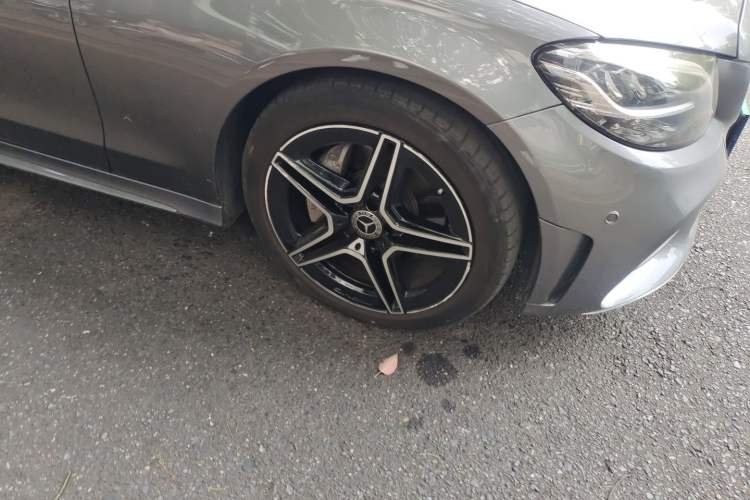 Used Mercedes-Benz C-Class 2020 C 260 Coupe Right Front Wheel Hub