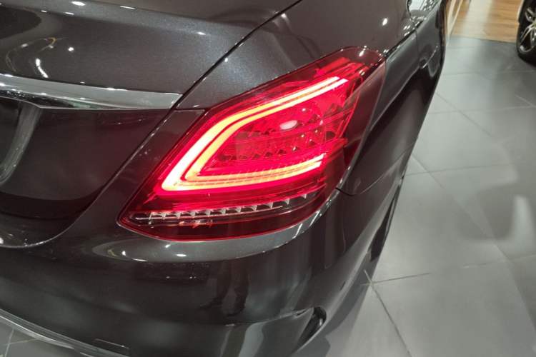 Used Mercedes-Benz C-Class 2020 Restyled C 260 L Sport Edition Right Rear Taillight
