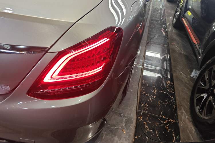 Used Mercedes-Benz C-Class 2020 C 260 L Sport Edition Right Rear Taillight