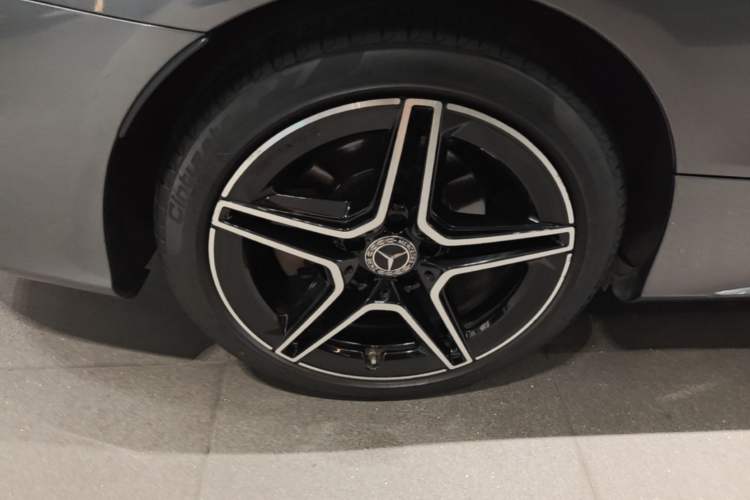 Used Mercedes-Benz C-Class 2020 C 260 Coupe Right Rear Wheel Hub