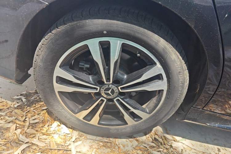 Used Mercedes-Benz C-Class 2020 C 260 Sport Edition Right Rear Wheel Hub