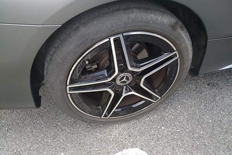 Used Mercedes-Benz C-Class 2020 C 260 Coupe Right Rear Wheel Hub