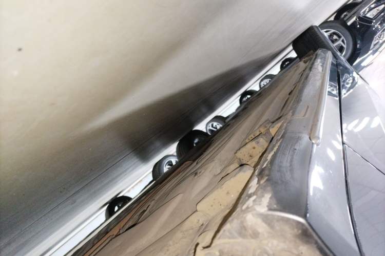 Used Mercedes-Benz C-Class 2020 C 200 L Dynamic Sport Edition Right Side Sill
