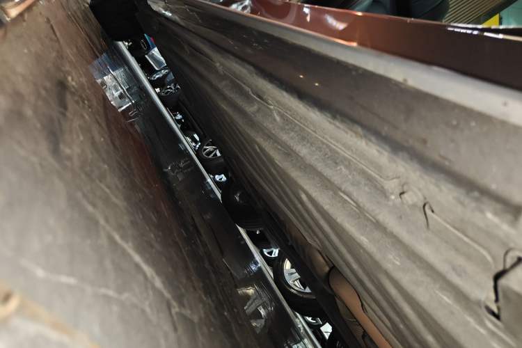 Used Mercedes-Benz C-Class 2020 C 260 L Sport Edition Right Side Sill